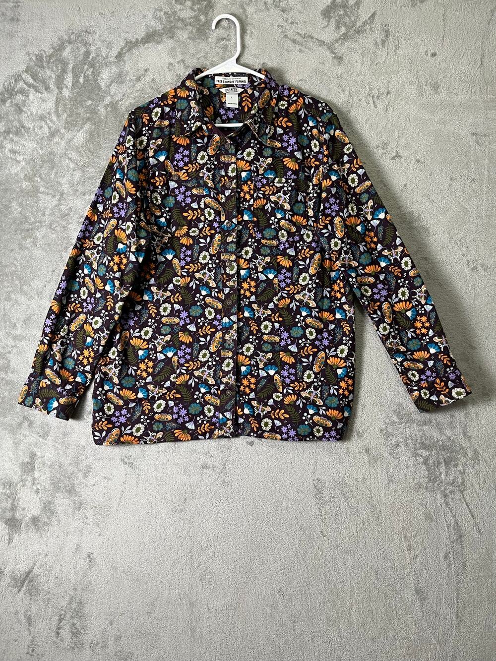 Duluth Trading Co Free Swingin’ Flannel Floral Button Front Shirt Cotton Size L